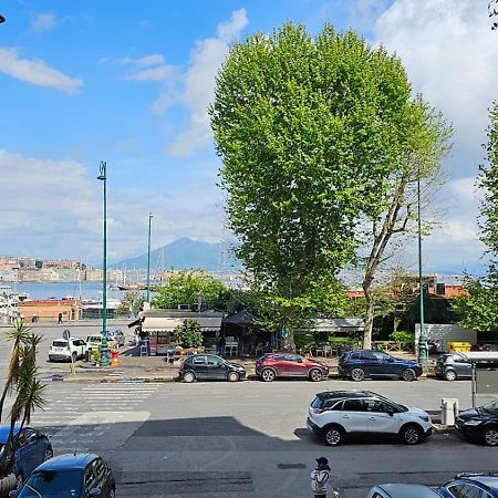 Napoli Lungomare Caracciolo Mon Amour Buitenkant foto