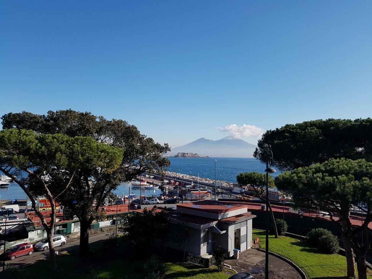 Napoli Lungomare Caracciolo Mon Amour Buitenkant foto